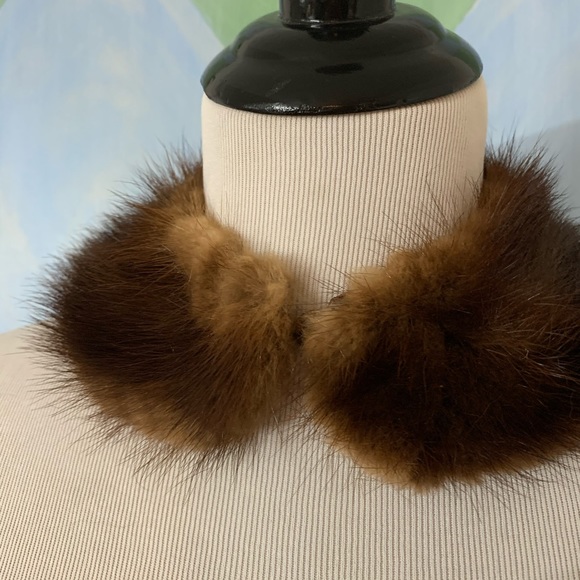 Vintage 1950s/ 60s Fur Peter Pan Collar - Picture 2 of 9